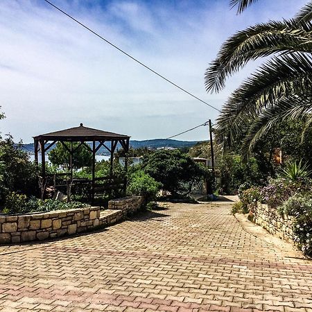 Vasilikos Apartments Paralia Agias Foteinis 외부 사진