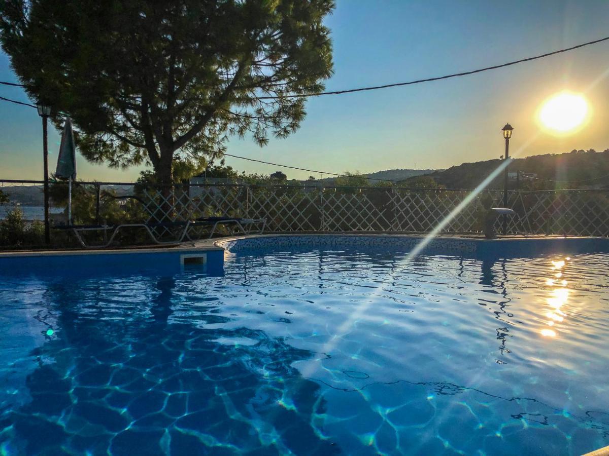 Vasilikos Apartments Paralia Agias Foteinis 외부 사진