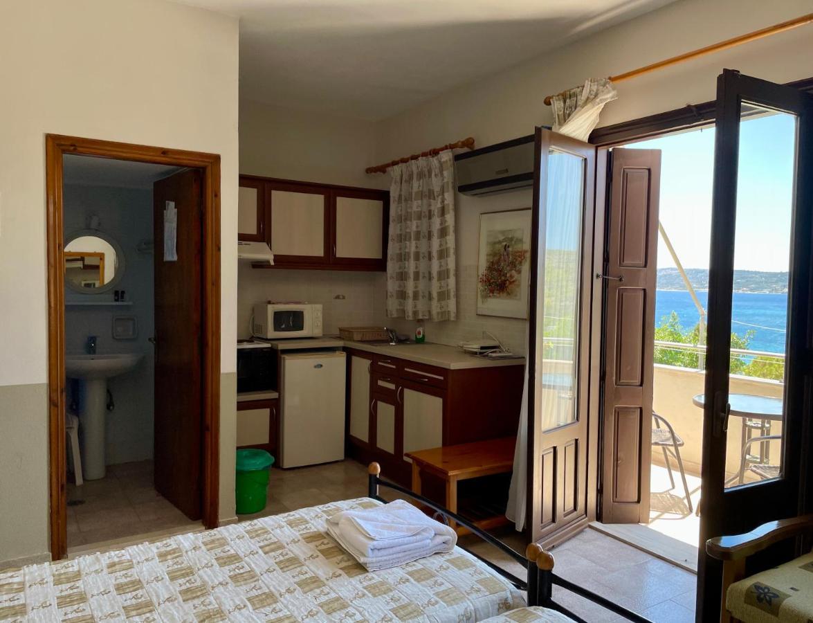 Vasilikos Apartments Paralia Agias Foteinis 외부 사진