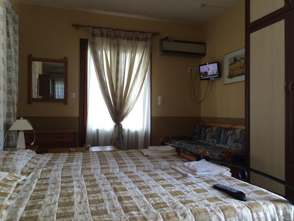 Vasilikos Apartments Paralia Agias Foteinis 외부 사진