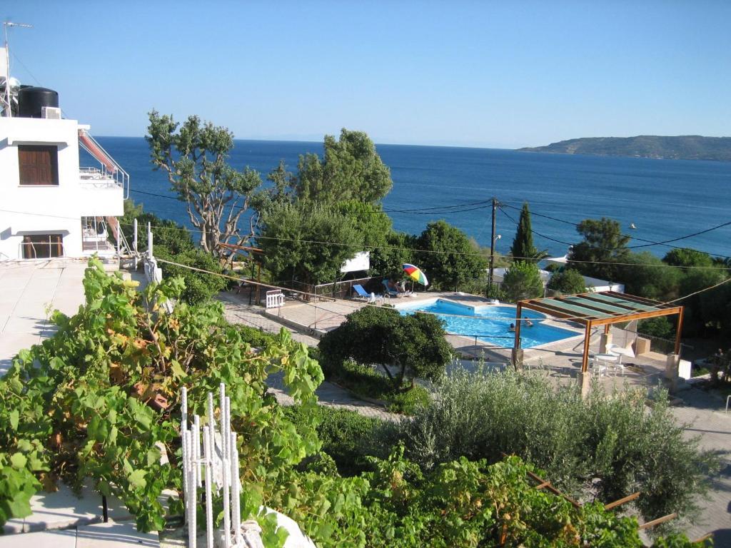 Vasilikos Apartments Paralia Agias Foteinis 외부 사진